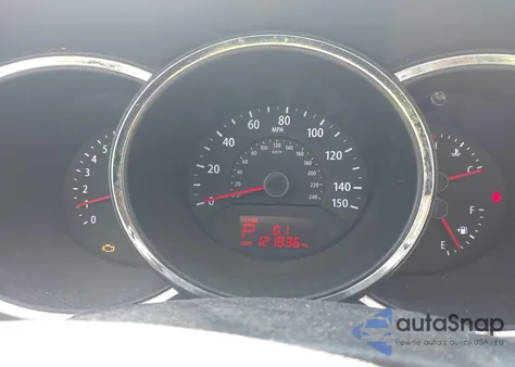 2013 Kia Sorento Lx z USA, uszkodzony, nr VIN 5XYKTCA61DG322344